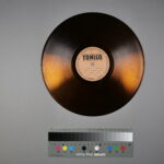 A photo of a Tonica direct cut disc.